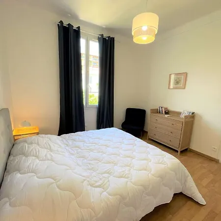 Maison Renovee 2 Chambres, Jardin, Plage A 500m, Clim, Parking, Centre Ajaccio - Fr-1-61-620 Holiday home *